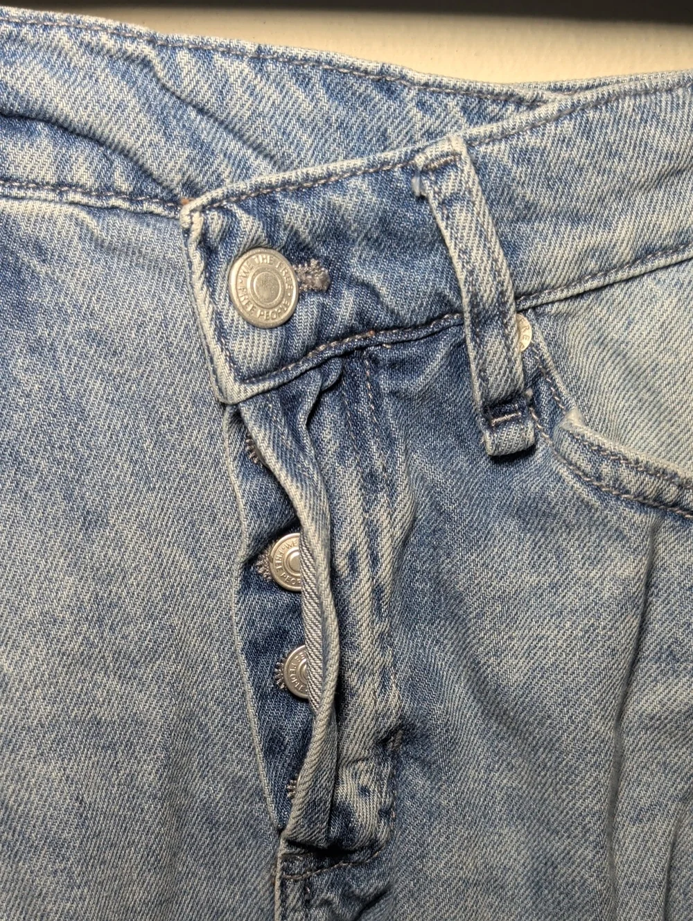 We the Free Baggy Denim Shorts Crossover Waist Tattered Hem 100% Cotton Size 26